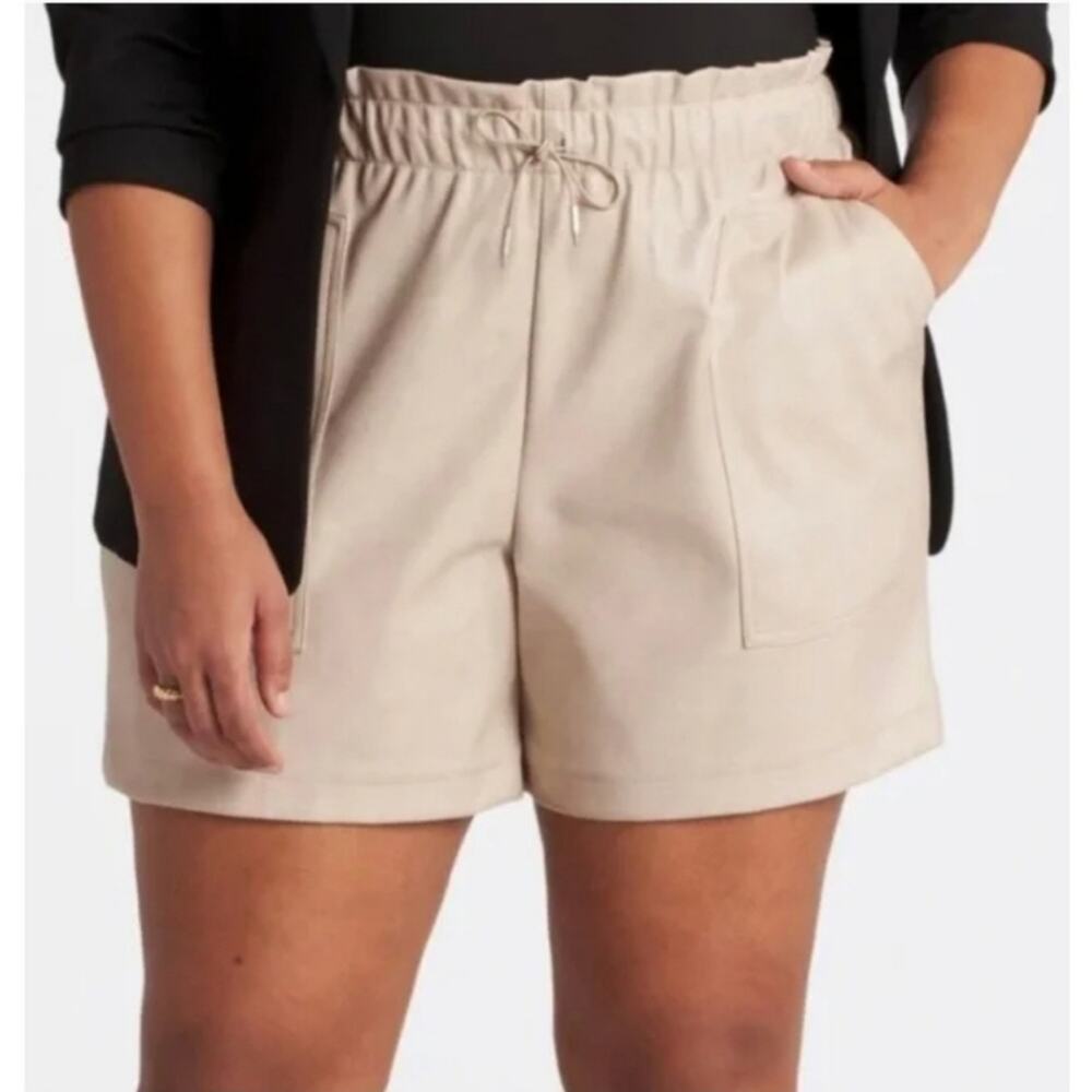 Sz 2x AVEC FILLES Faux Leather Paperbag Waist Shorts Oatmeal Taupe